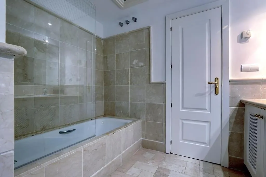 Apartment Luxurious 80M² Studio Apartment, Stunning Sea Views - Rio Real Golf, Marbella